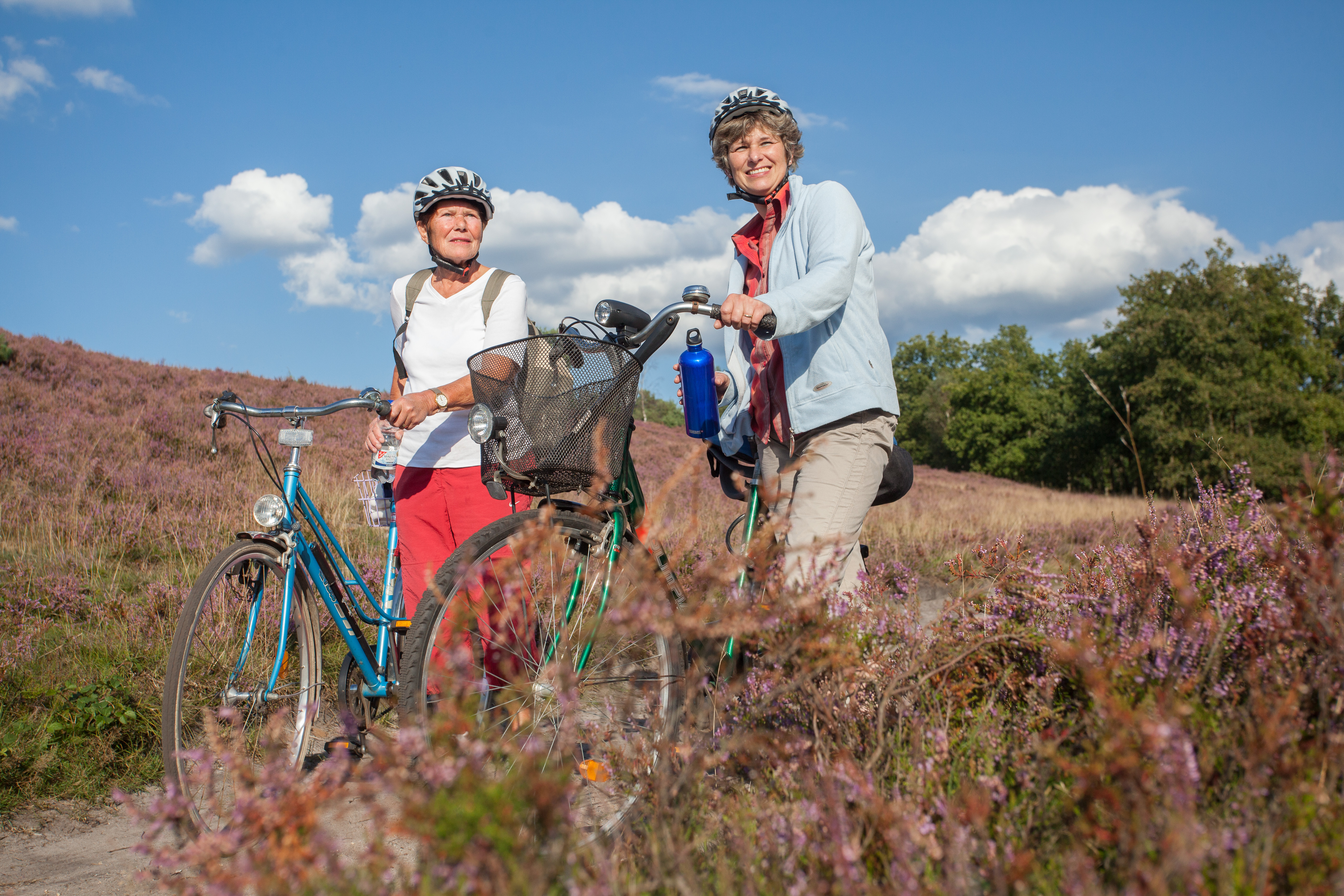 Two women riding in the Lüneburg Heath